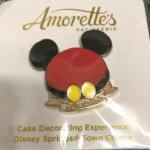 Disney Springs Amorette’s Patisserie Pin rare